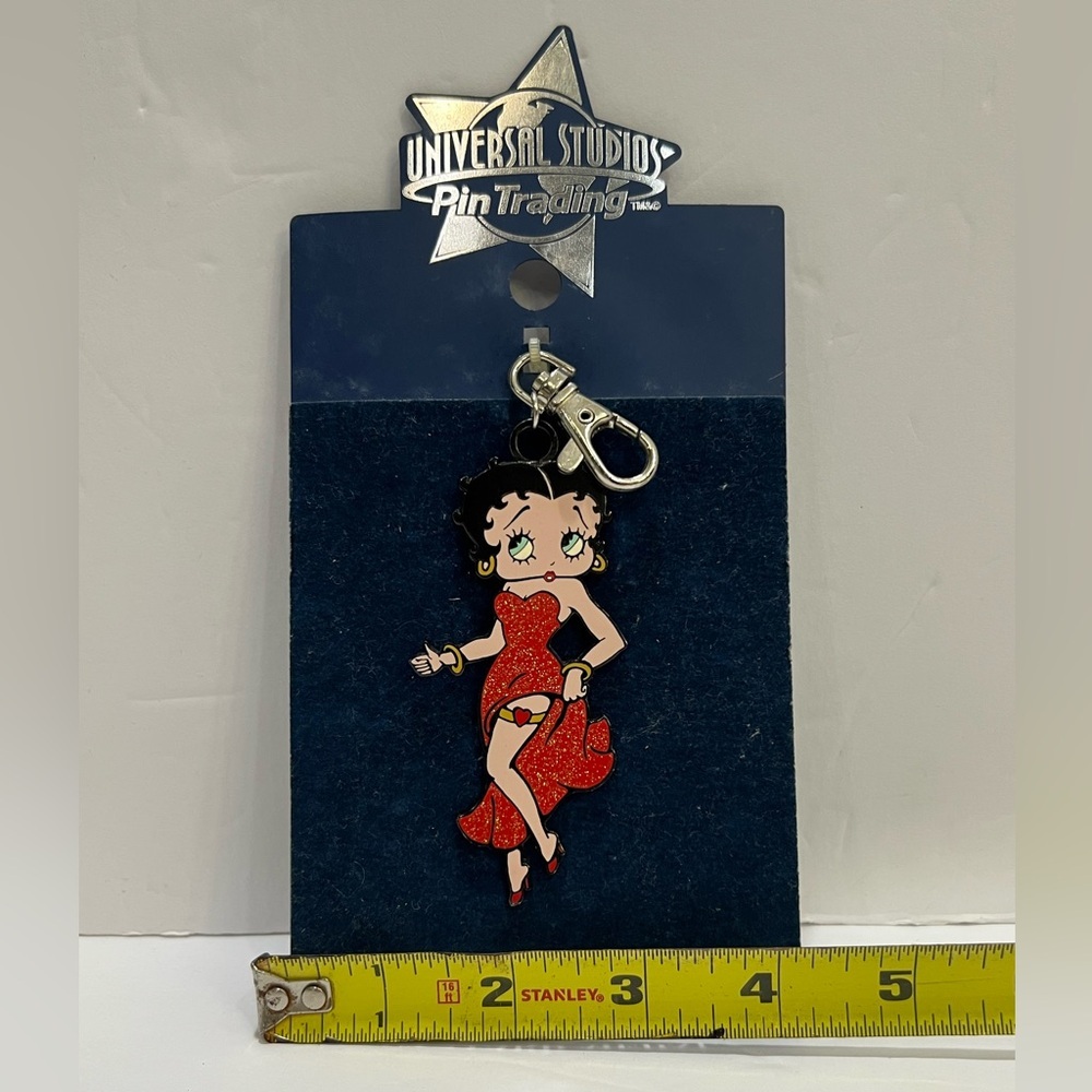 Universal Studios Betty Boop Red Lanyard Medal - Picture 3 of 5